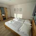 Haus Sonnenstrahl Kotschach-Mauthen
